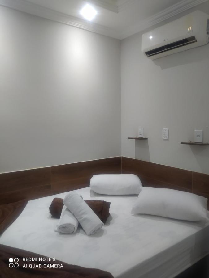 Pousada Quarto Casal Com Ar,Frigobar, Garagem Aparecida  Exterior foto