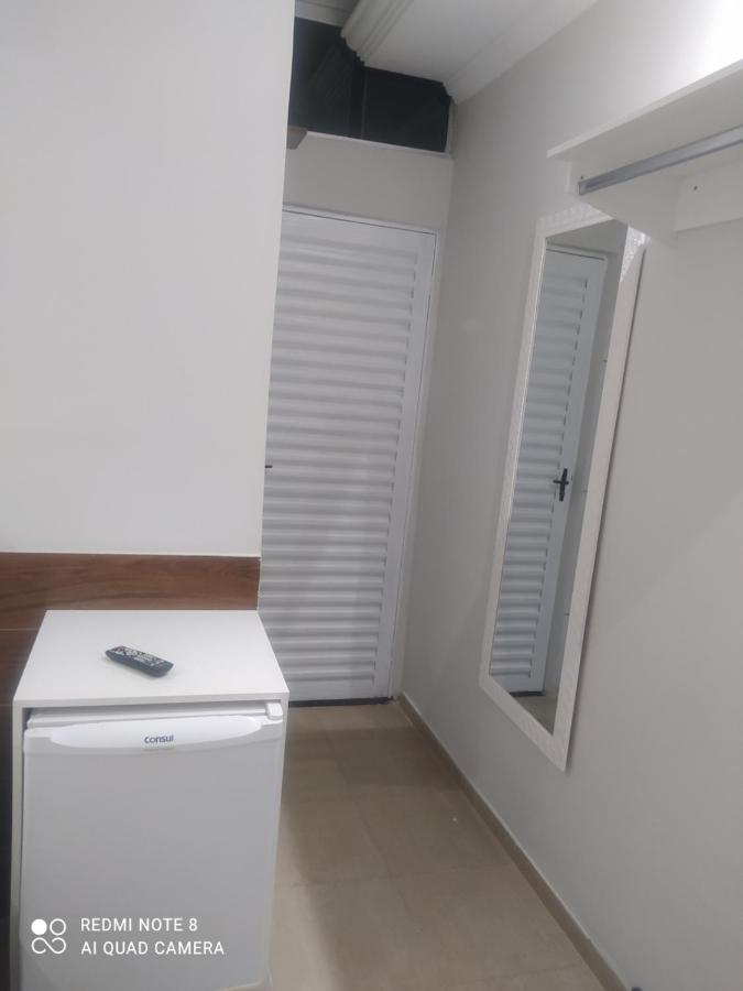 Pousada Quarto Casal Com Ar,Frigobar, Garagem Hotel Aparecida  Exterior foto