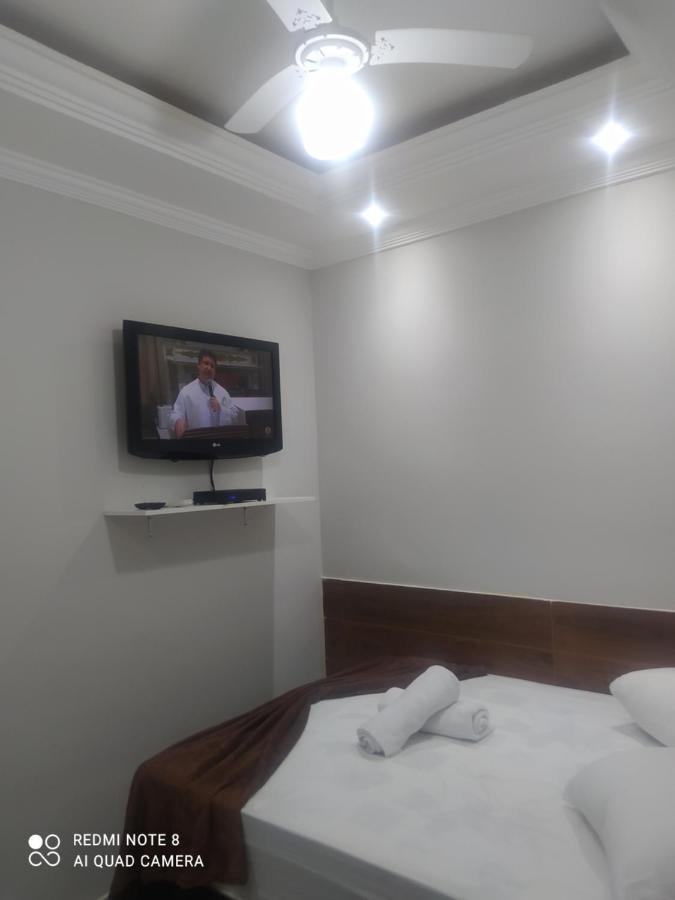 Pousada Quarto Casal Com Ar,Frigobar, Garagem Hotel Aparecida  Exterior foto